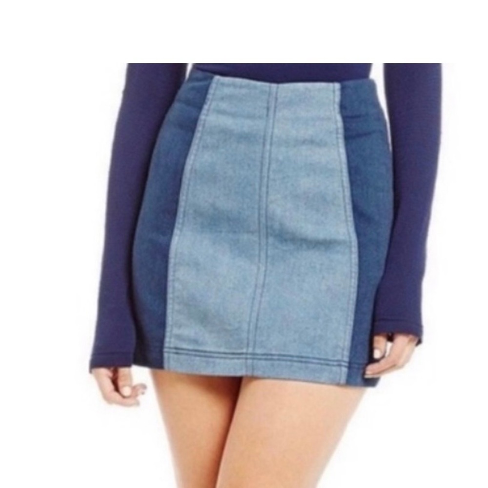 Free People Two-Tone Blue Denim Mini Skirt Size 12